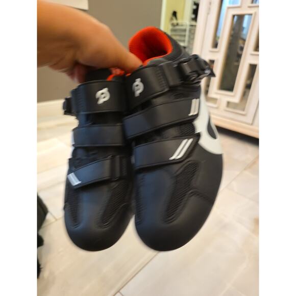 Peloton Original Cycling Shoes Size 40 EU / Men 7 Women 8‎ Black w/ Cleats main image 15